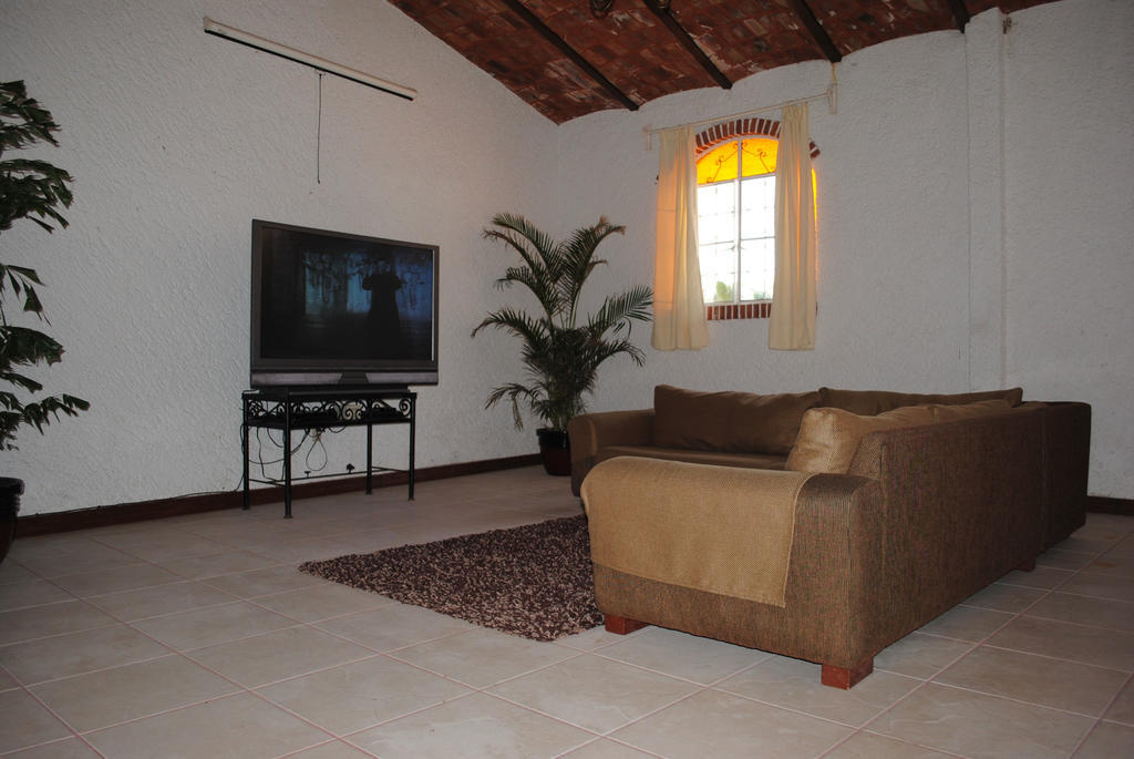 Mama Chuy Hotel & Villas San Juan Cosalá Exterior foto